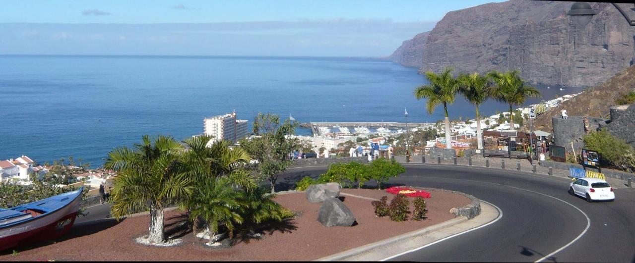 Apartment Mit Sonnenterrasse Und Panorama - Meerblick, 5 Min. Von Hafen + Strand Acantilado de los Gigantes Exterior photo